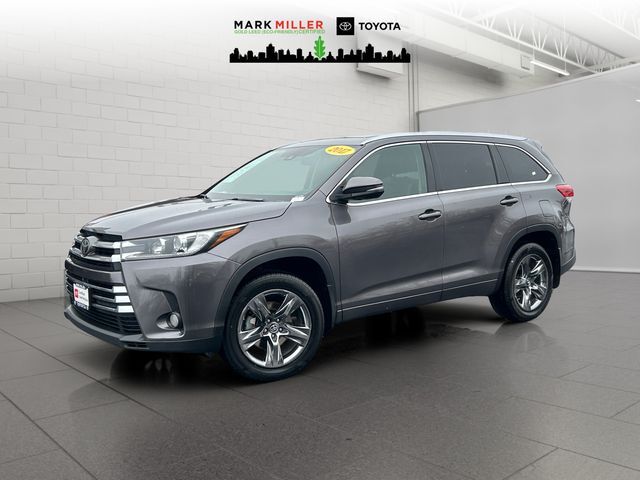 2017 TOYOTA Highlander