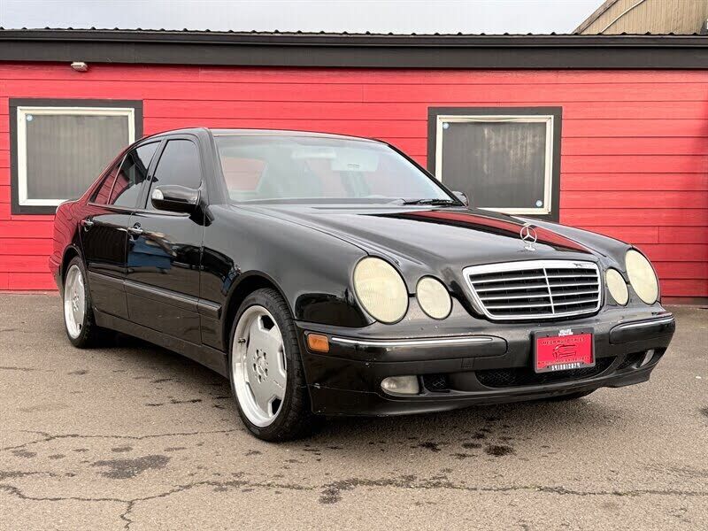 2000 MERCEDES-BENZ E-Class