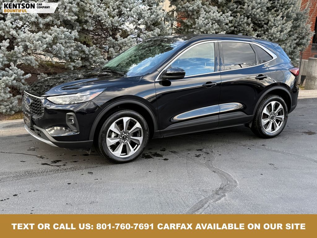 2025 FORD Escape