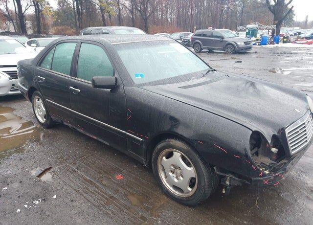 1999 MERCEDES-BENZ E-Class