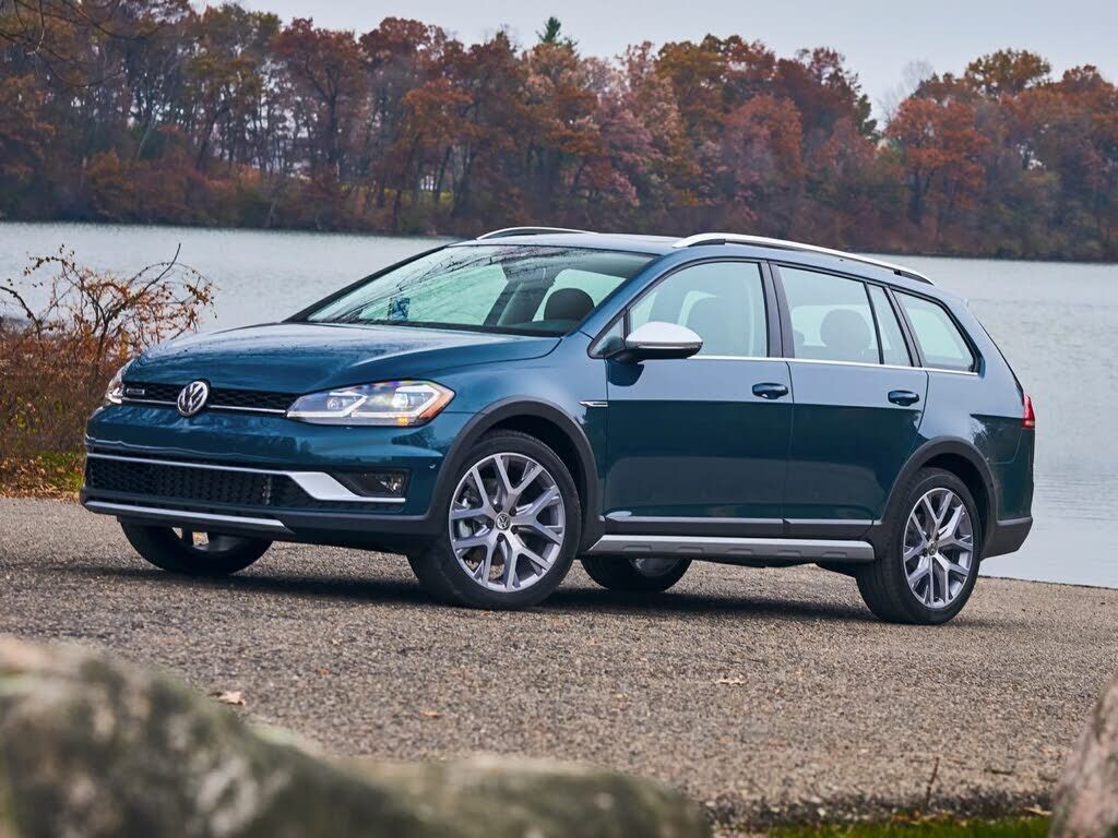2018 VOLKSWAGEN Golf Alltrack