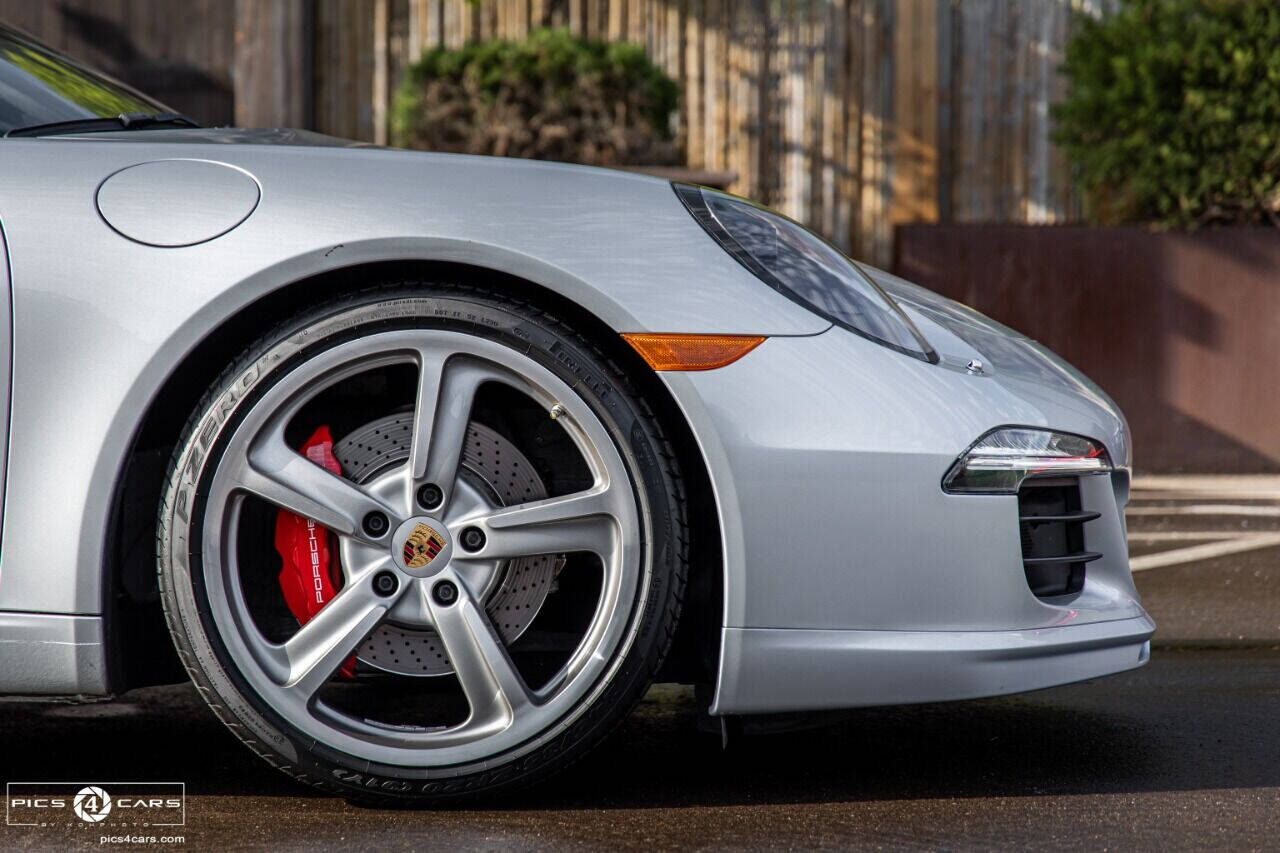 2014 PORSCHE 911
