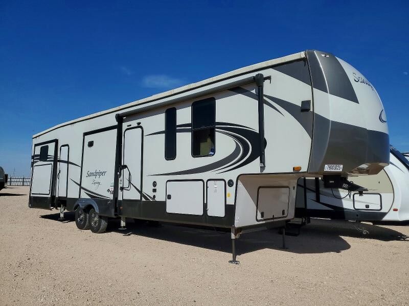 2022 FOREST RIVER Sandpiper Towables