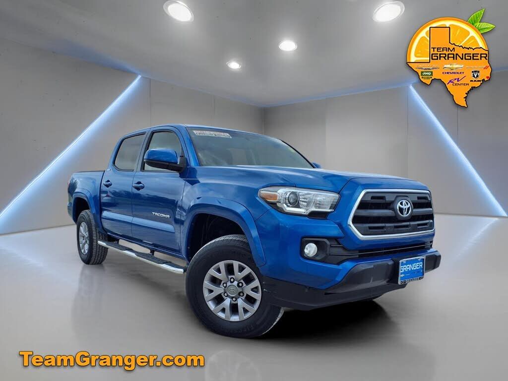 2017 TOYOTA Tacoma