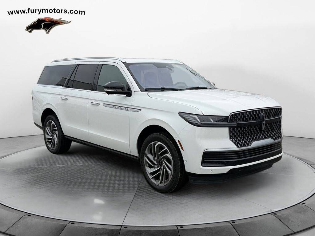 2025 LINCOLN Navigator L