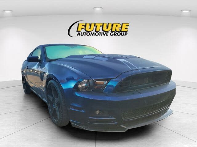 2011 FORD Mustang