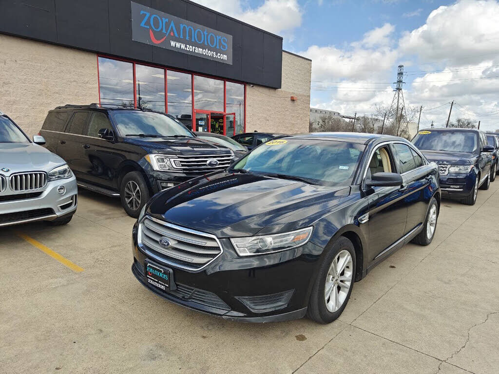 2016 FORD Taurus