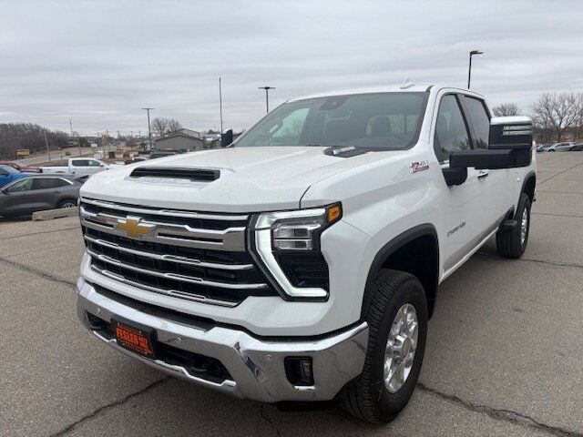 2026 CHEVROLET Silverado HD