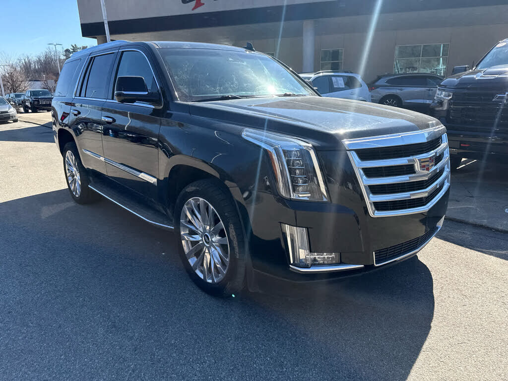 2016 CADILLAC Escalade