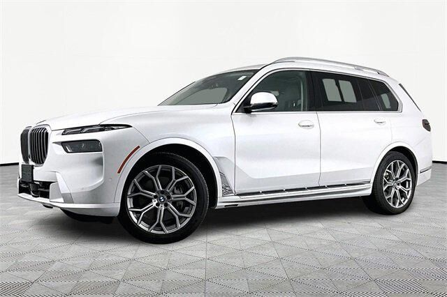 2025 BMW X7