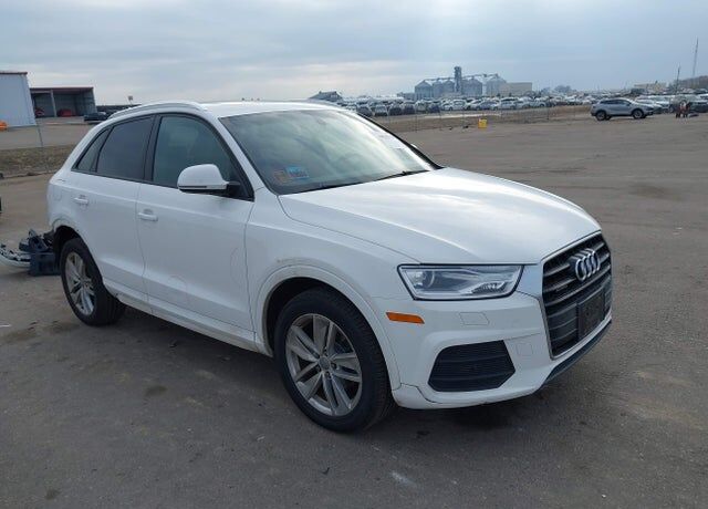 2017 AUDI Q3