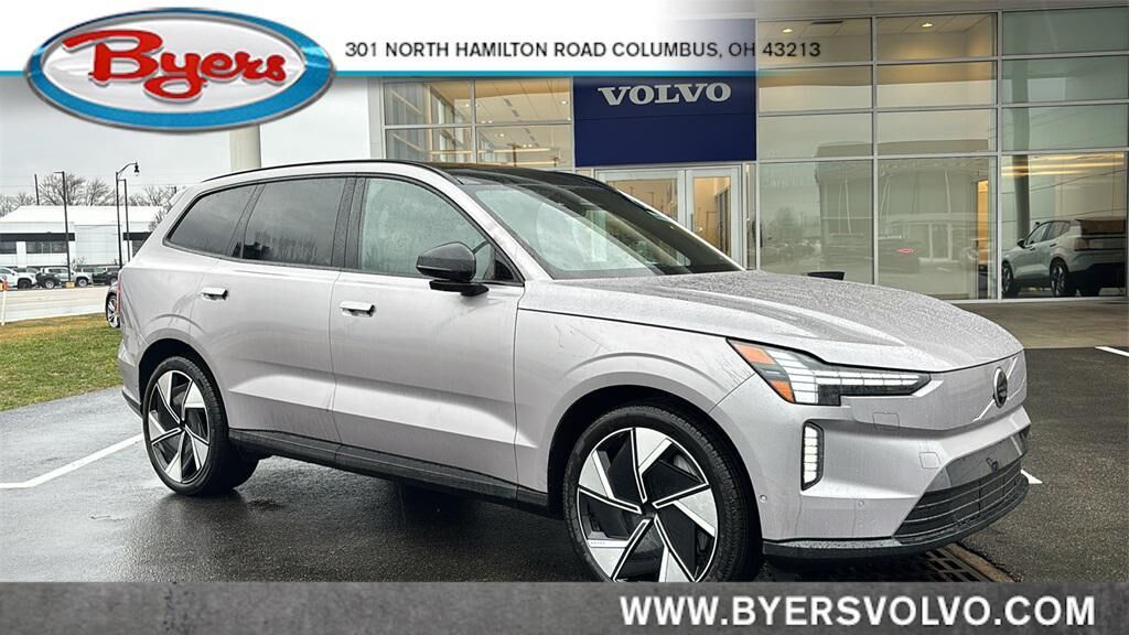 2026 VOLVO EX90