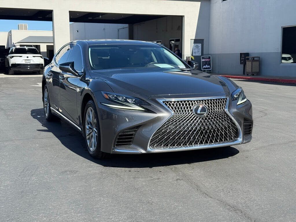 2018 LEXUS LS