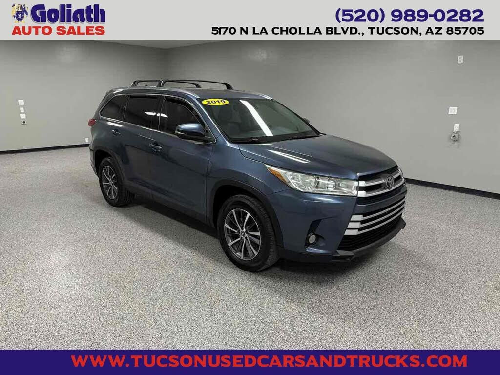 2019 TOYOTA Highlander
