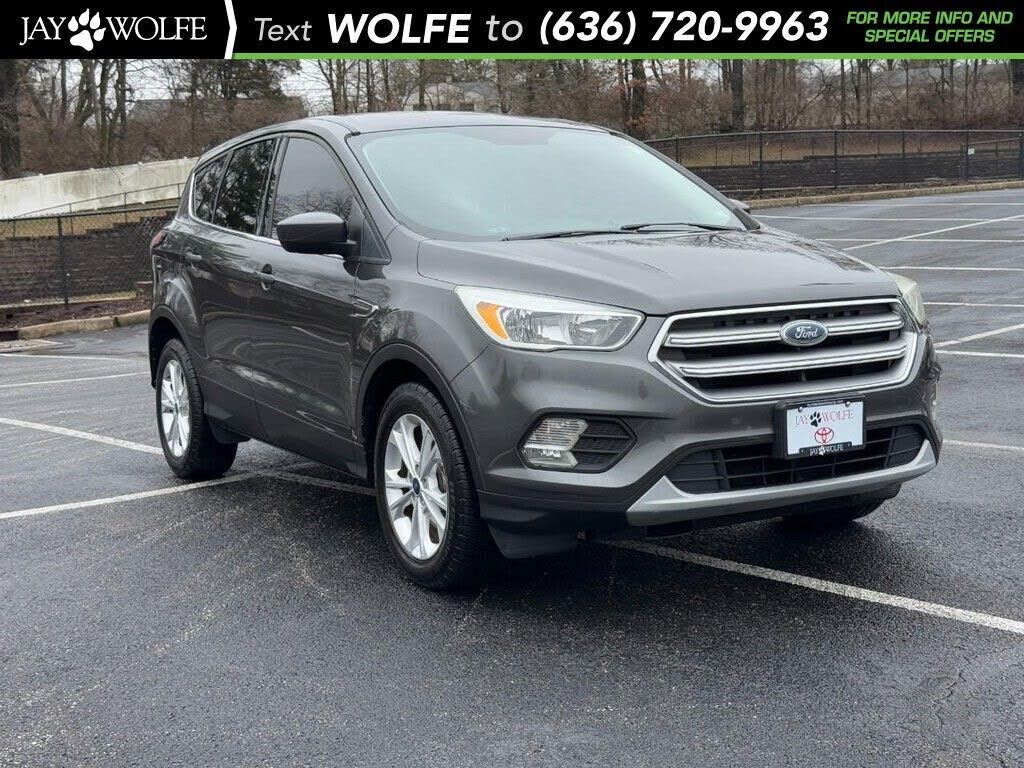 2017 FORD Escape