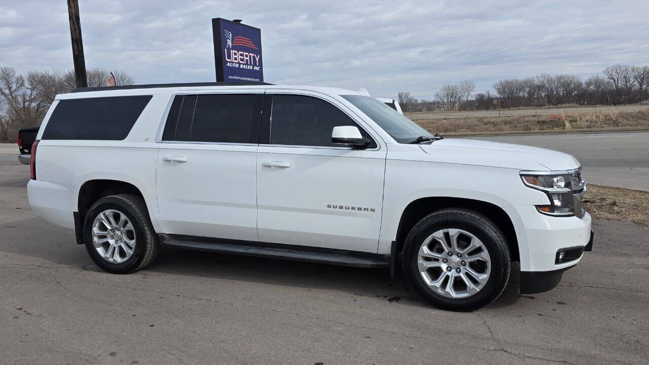 2015 CHEVROLET Suburban