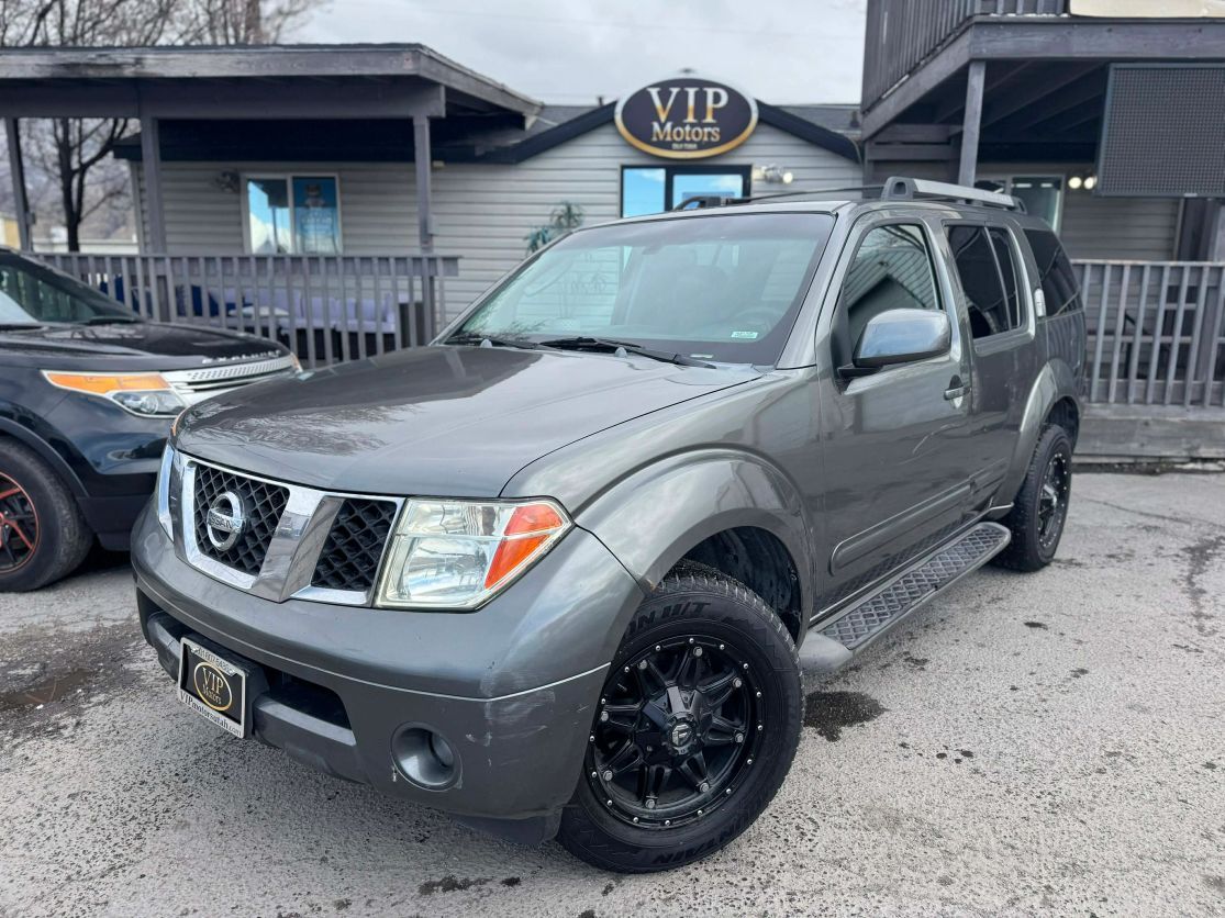 2005 NISSAN Pathfinder