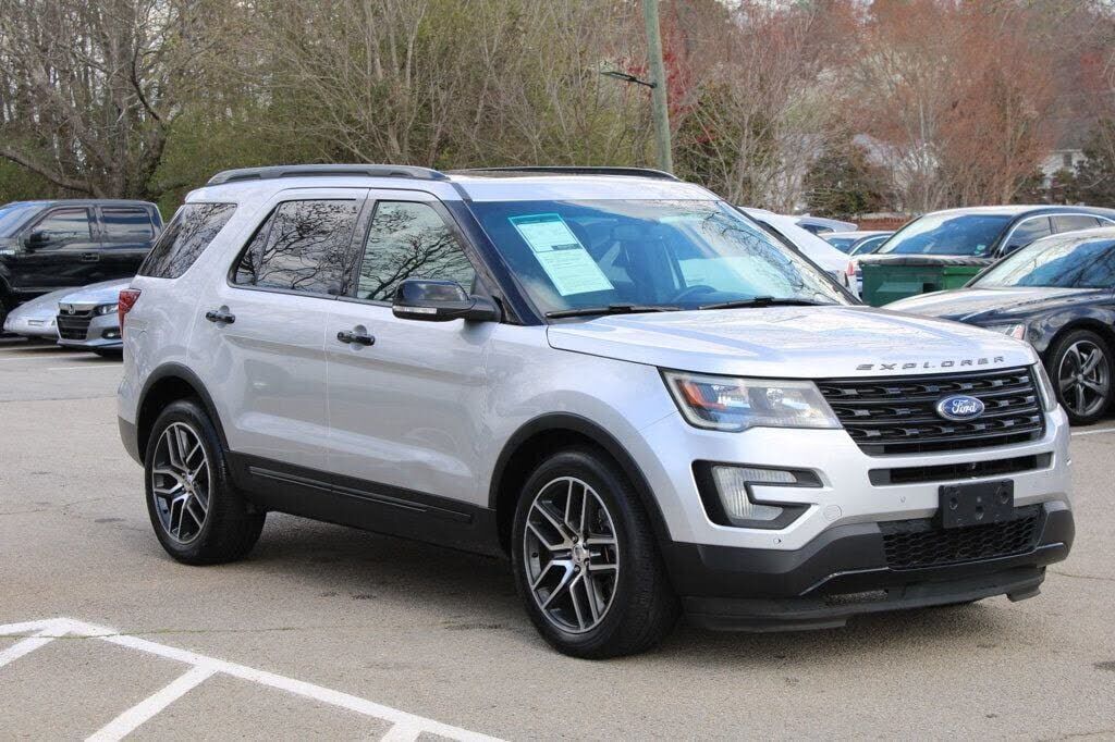 2016 FORD Explorer