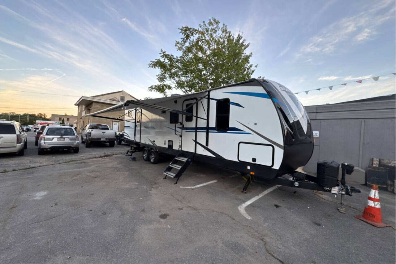 2021 CRUISER RV Embrace