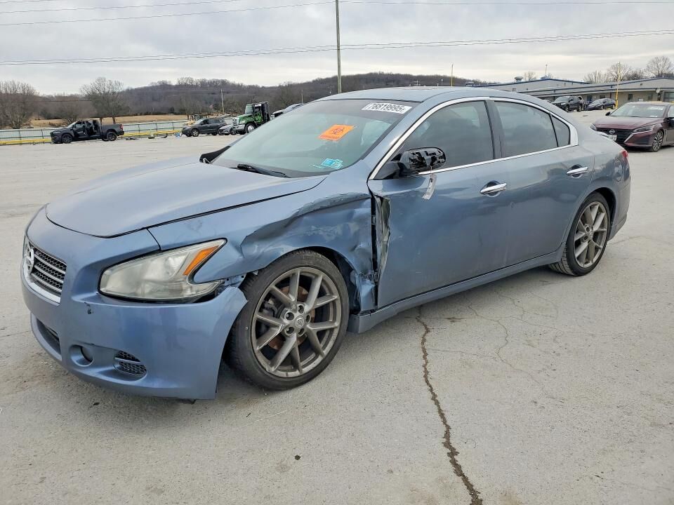 2011 NISSAN Maxima