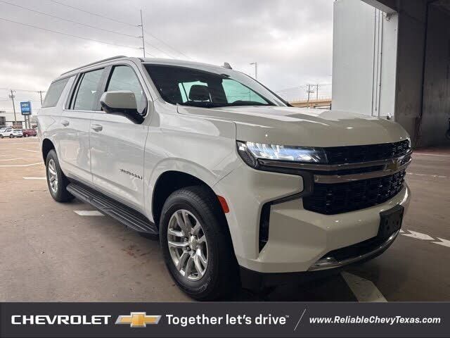 2021 CHEVROLET Suburban