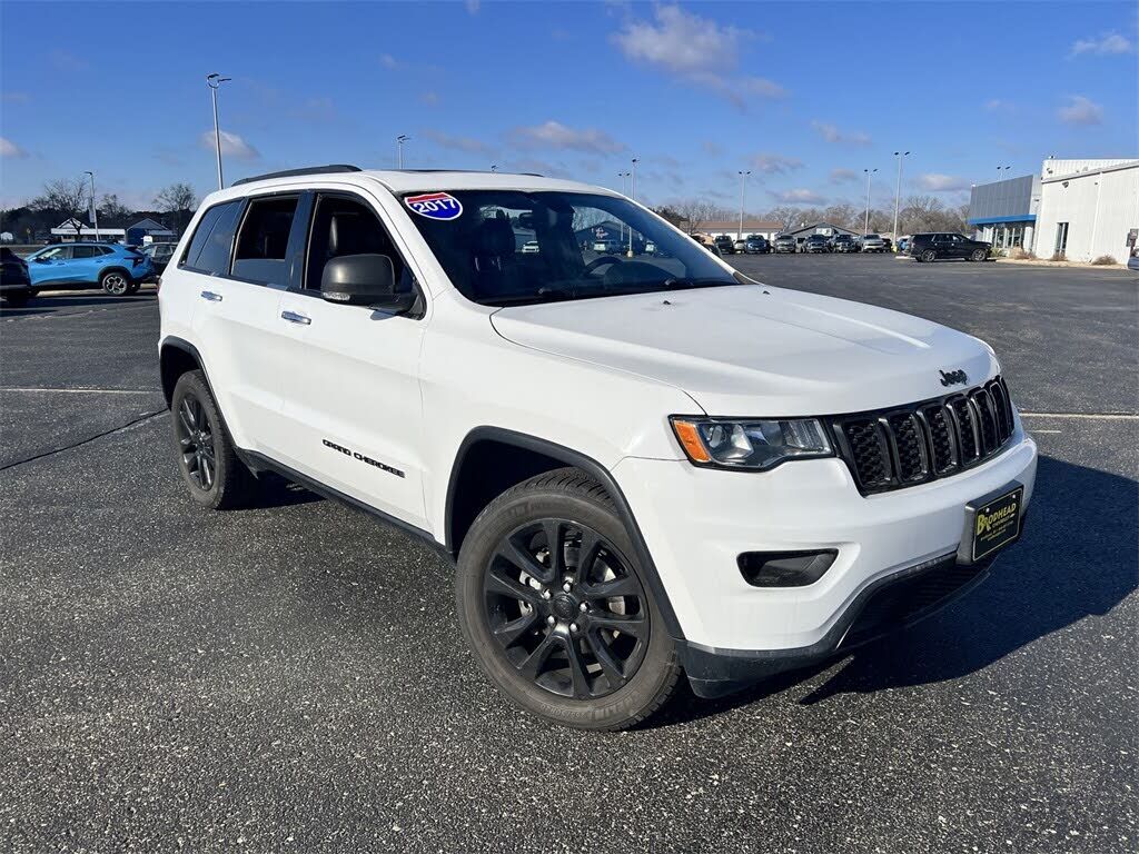 2017 JEEP Grand Cherokee