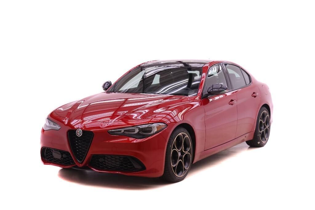 2025 ALFA ROMEO Giulia
