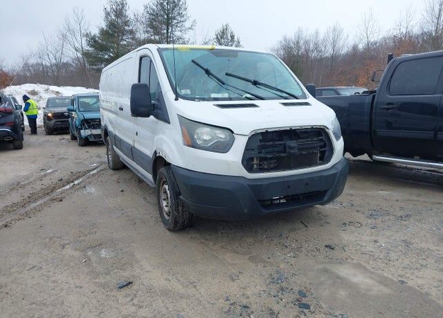 2015 FORD Transit