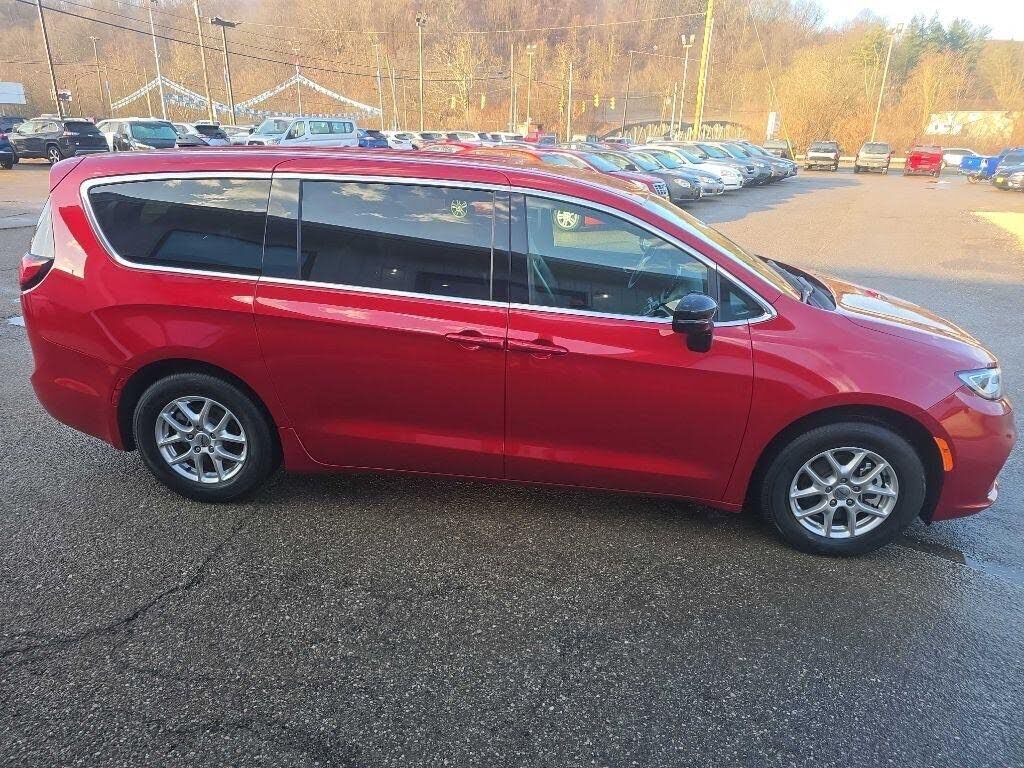 2025 CHRYSLER Pacifica