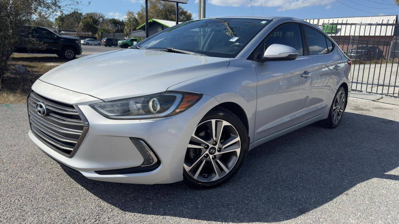 2017 HYUNDAI Elantra