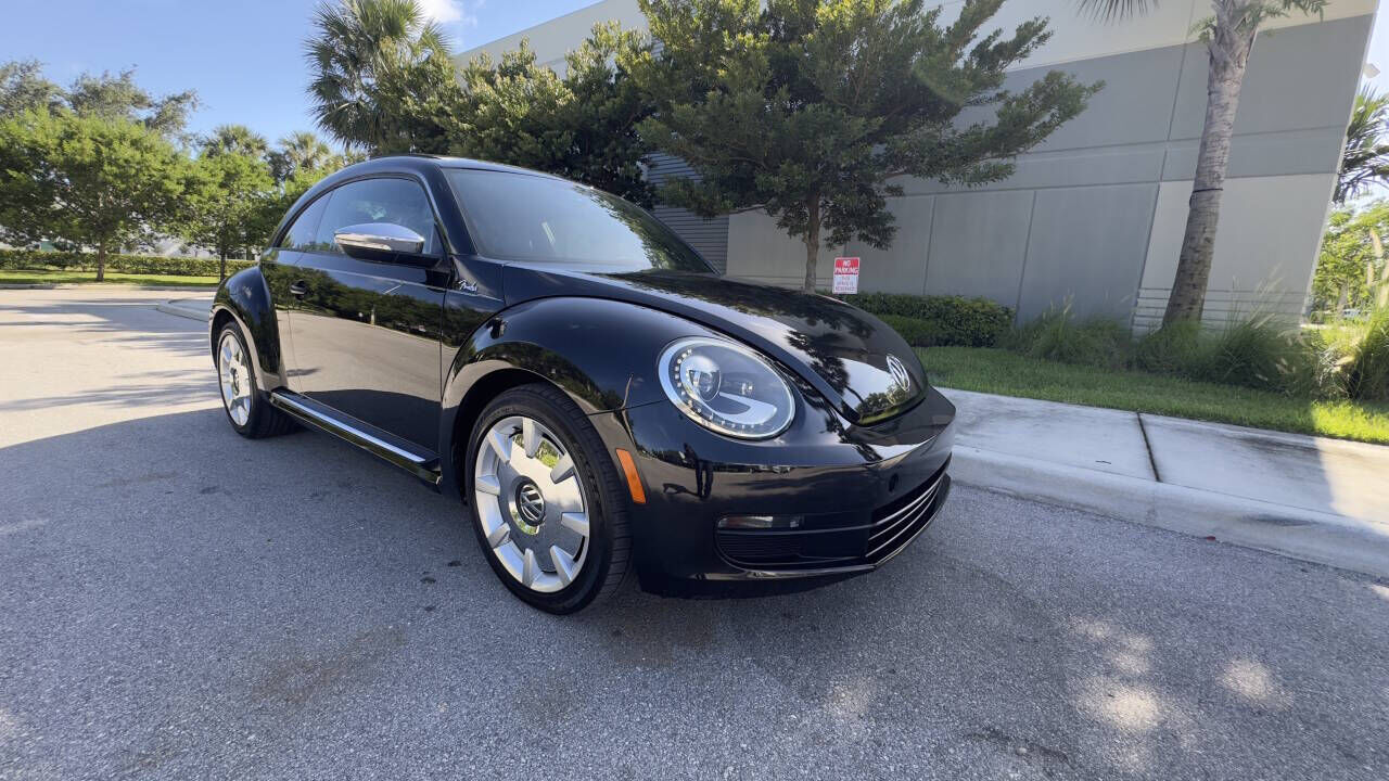 2013 VOLKSWAGEN Beetle