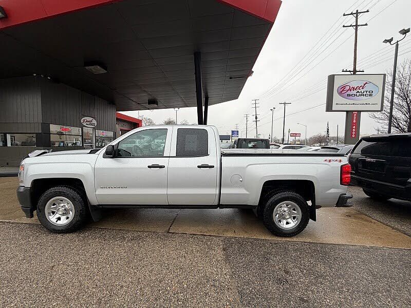 2017 CHEVROLET Silverado