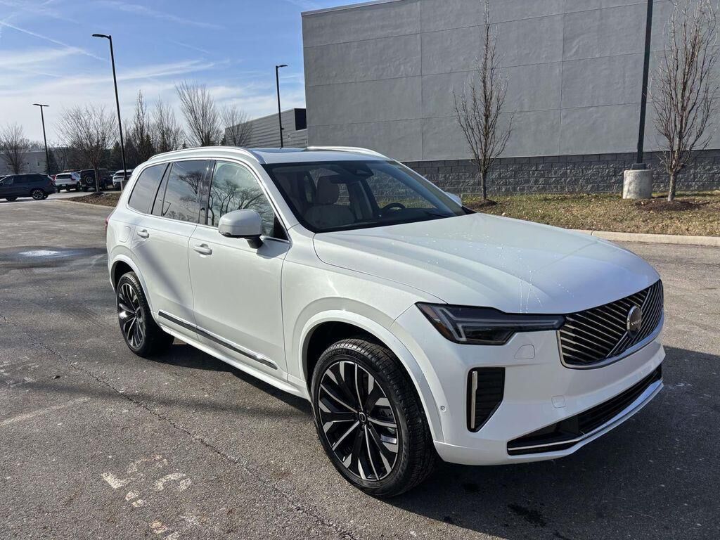 2026 VOLVO XC90