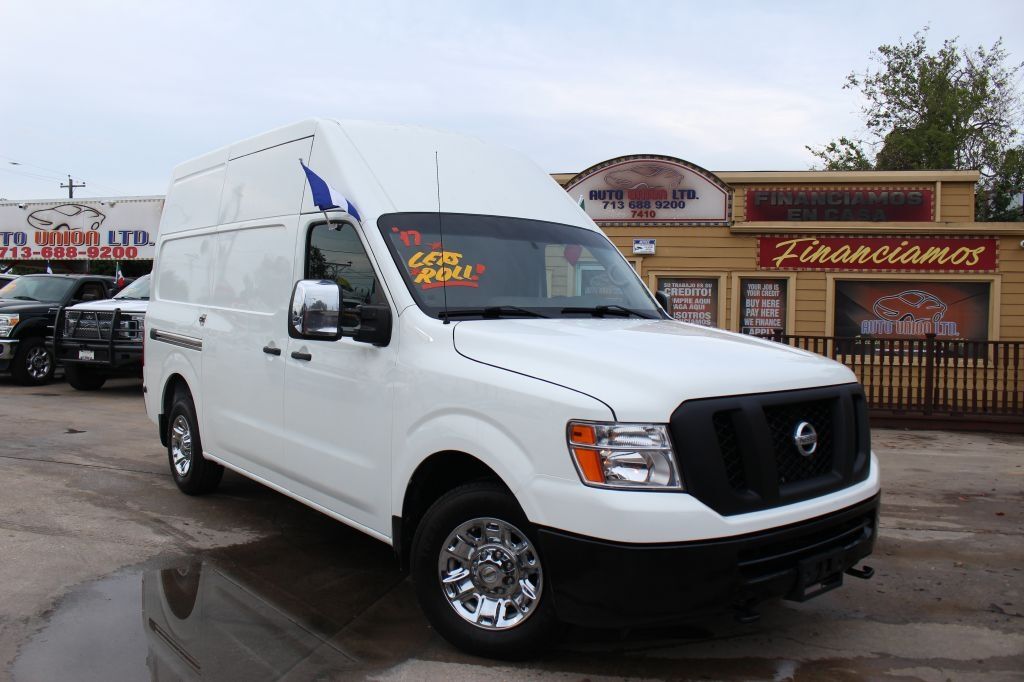2018 NISSAN NV