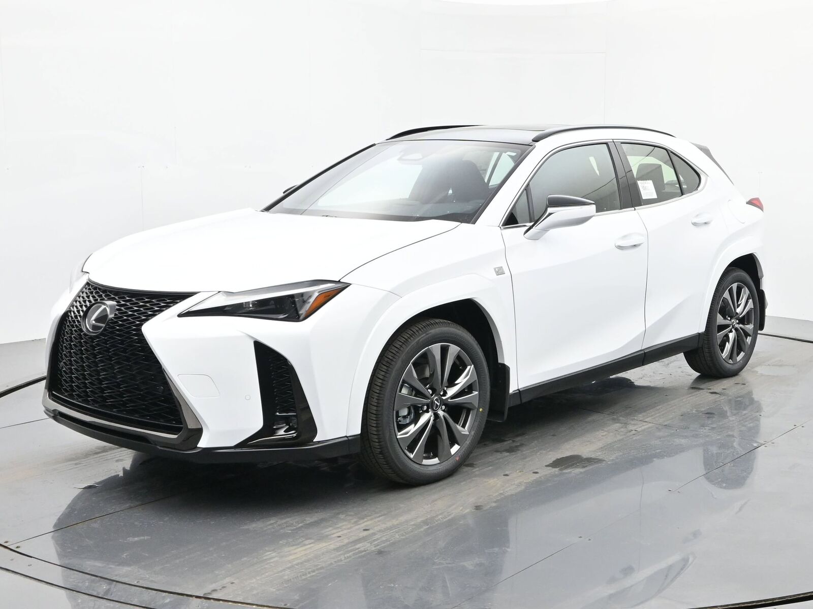 2026 LEXUS UX