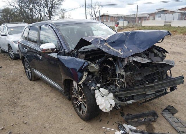2017 MITSUBISHI Outlander