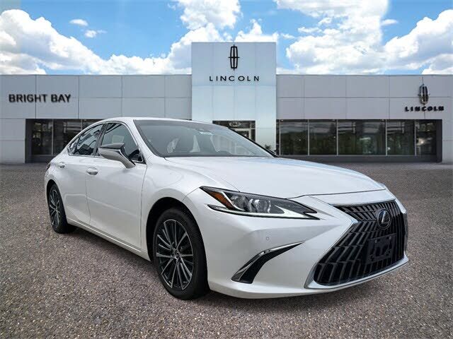 2023 LEXUS ES