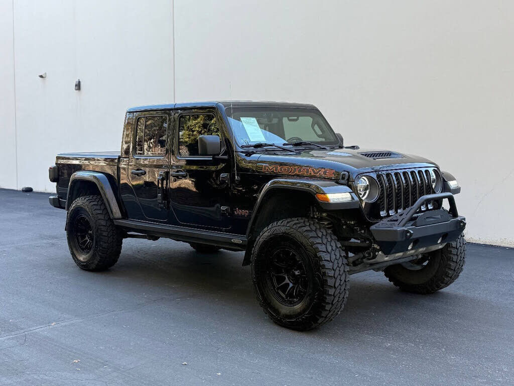 2022 JEEP Gladiator