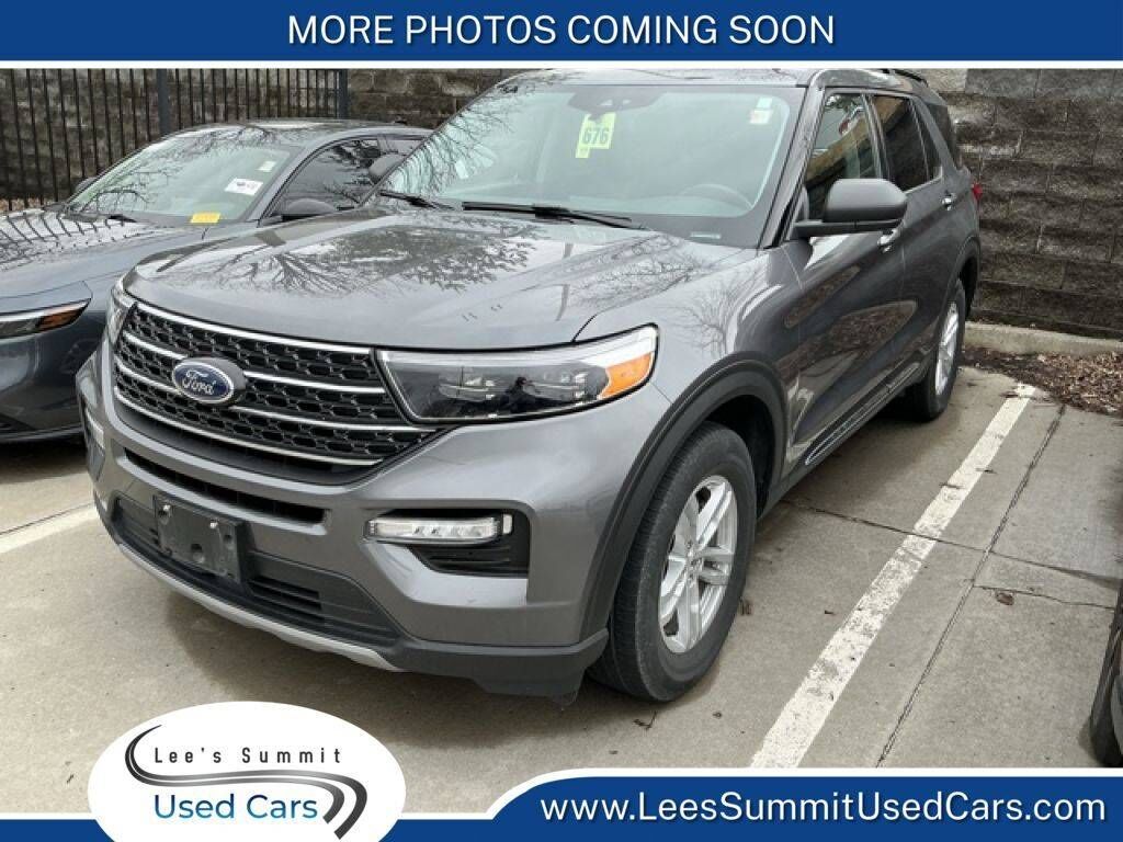 2021 FORD Explorer