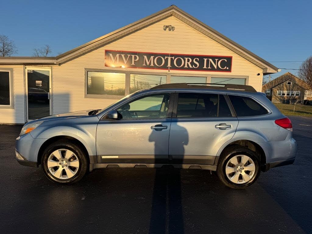 2011 SUBARU Outback
