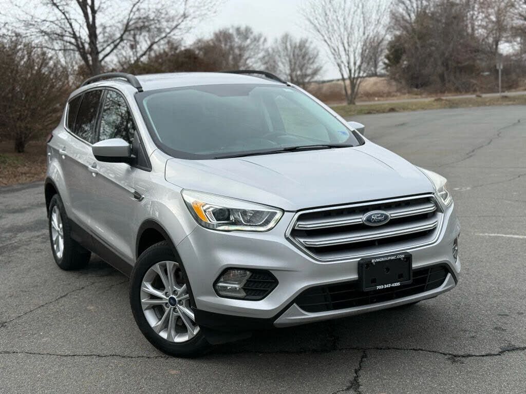 2017 FORD Escape