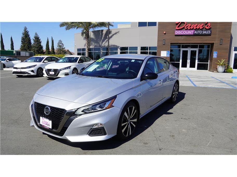 2022 NISSAN Altima