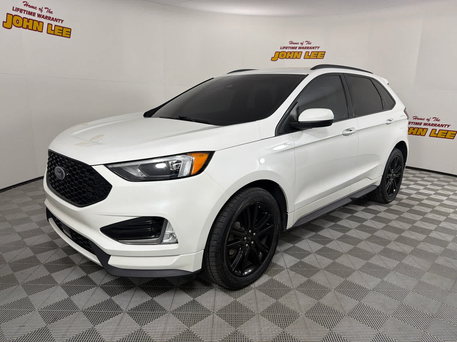 2022 FORD Edge