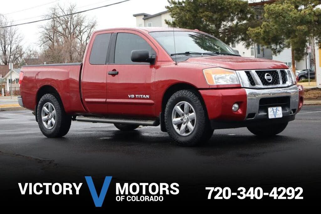 2013 NISSAN Titan