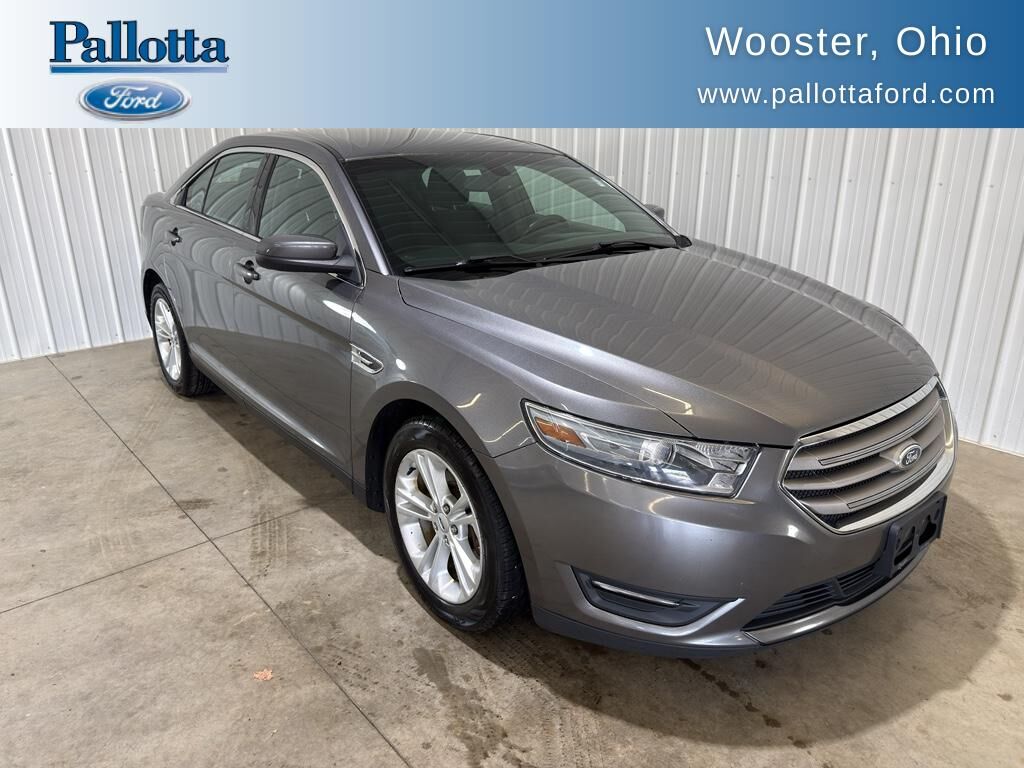 2013 FORD Taurus