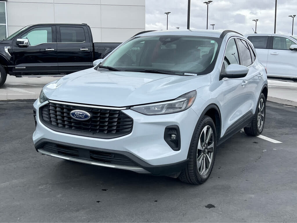2025 FORD Escape