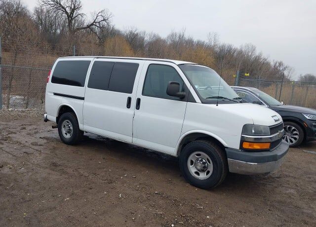 2013 CHEVROLET Express