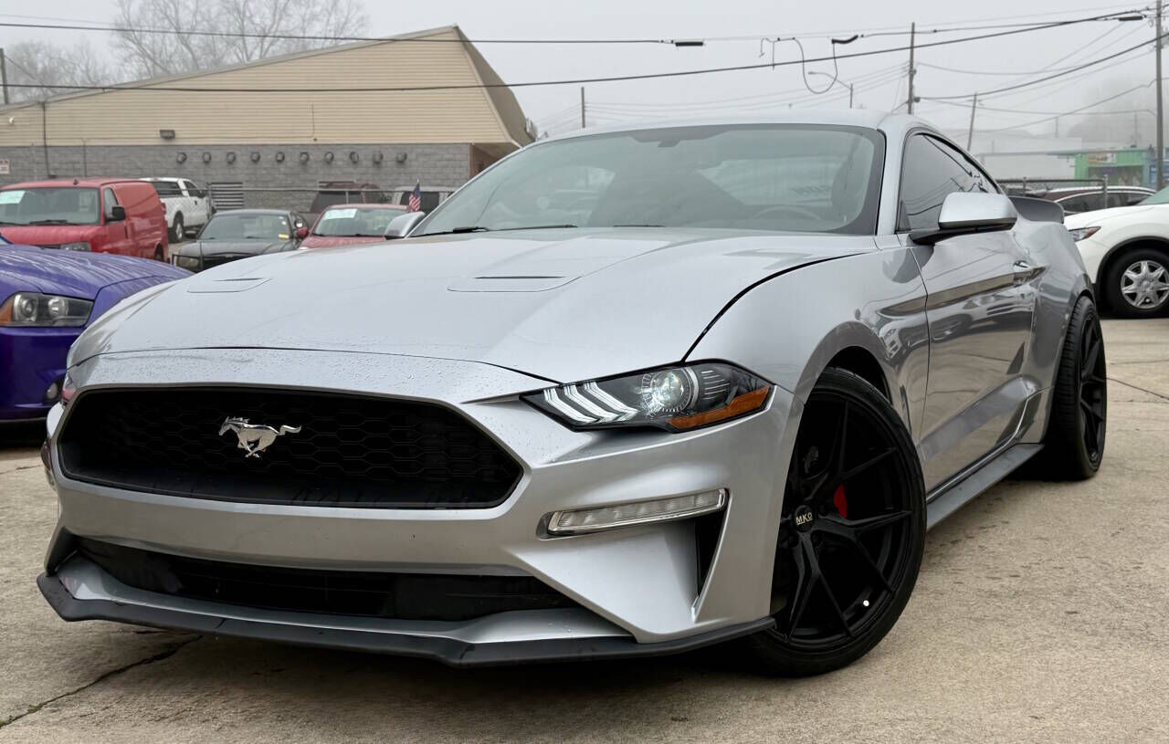 2020 FORD Mustang