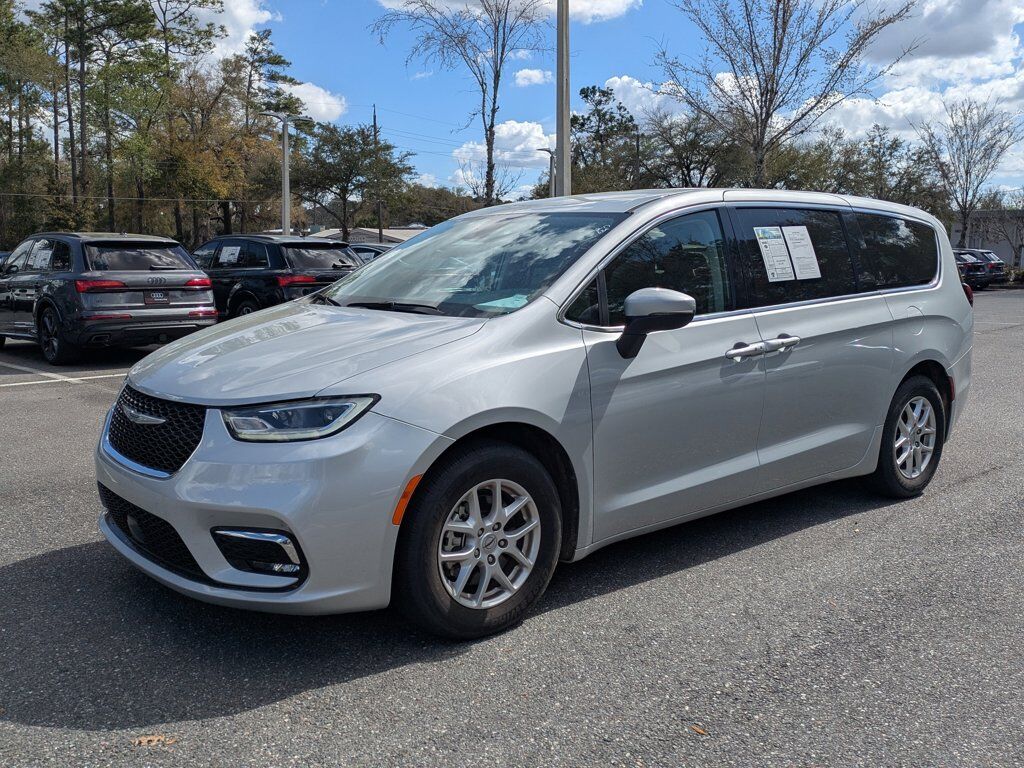 2023 CHRYSLER Pacifica