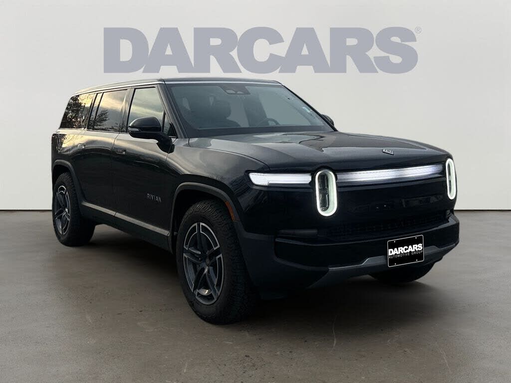 2025 RIVIAN R1S